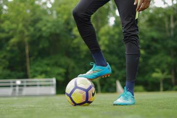 52年首秀！海地足球用16年完成神奇逆袭：从地震废墟到世界杯舞台（配图示意）